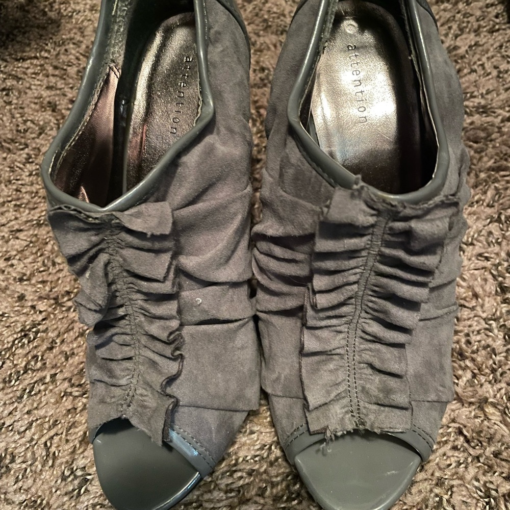 Gray heels size 8